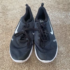 Black/White Nike Sneakers